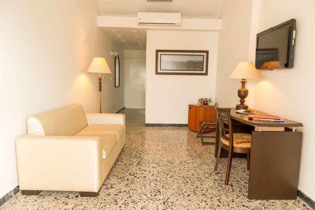 Hotel Tequendama Inn Estacion Buenaventura Εξωτερικό φωτογραφία